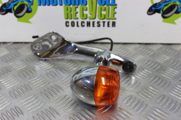 Triumph Legend TT Indicator Left Rear 1998 to 2001 900 B052