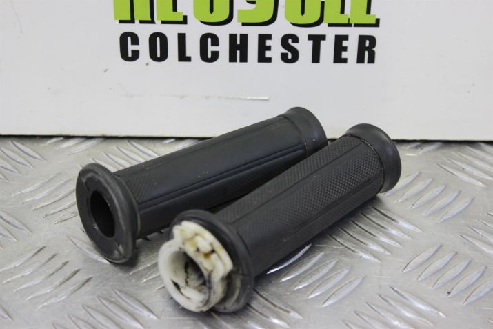 Honda CBR 900 RR Handlebar Grips Fireblade RRW 1998 1999 CBR900 B053