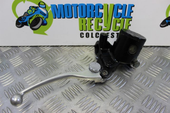 Triumph Thunderbird Sport 900 Brake Master Cylinder Front 1997 to 2004 B101