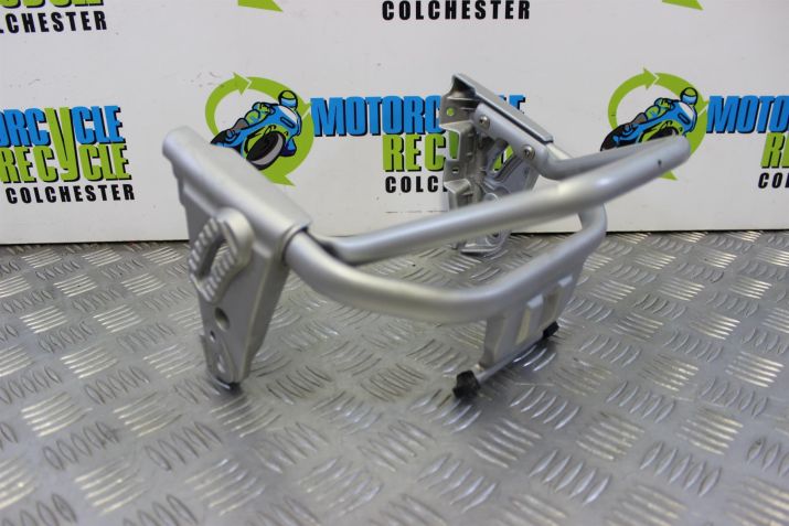BMW R 1200 GS Screen Mount Bracket R1200GS TU 2010 to 2012 B079