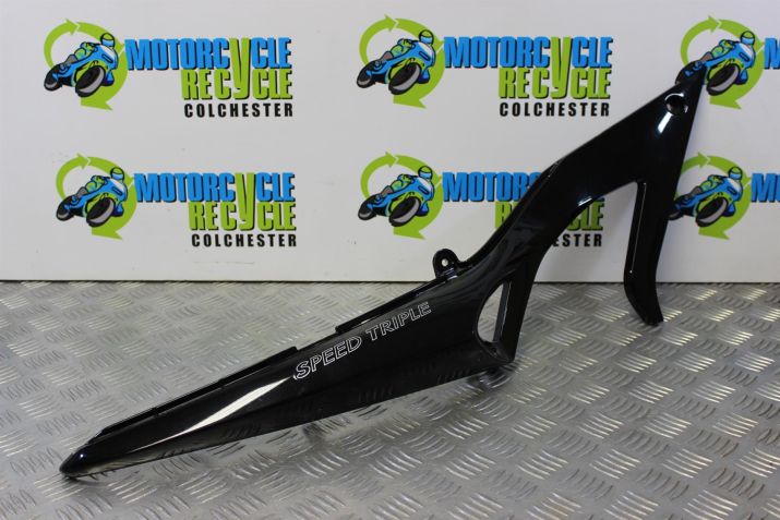 Triumph Speed Triple 1050 Panel Rear Tail Right 2005 to 2007 B056