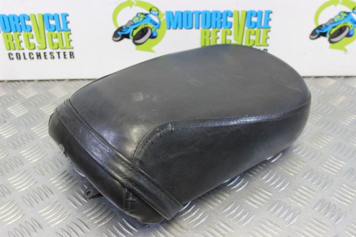 Kawasaki VN 1500 Vulcan Classic Seat Rear Pillion 1996 to 2001 B067