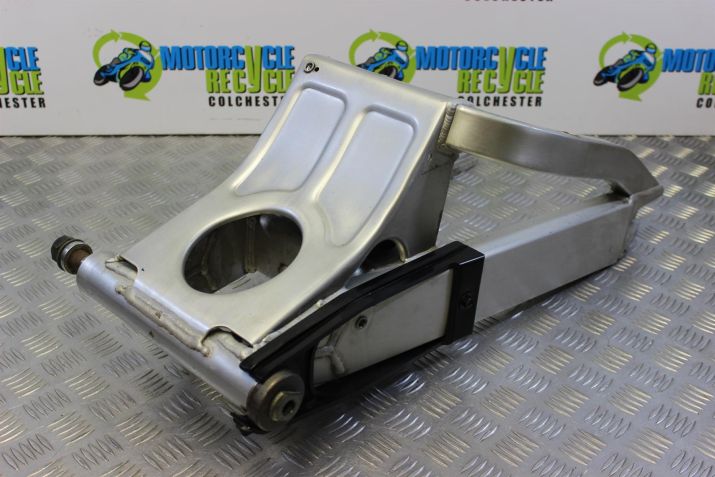 Yamaha R6 Swingarm Rear 5EB YZF-R6 1999 to 2002 B069