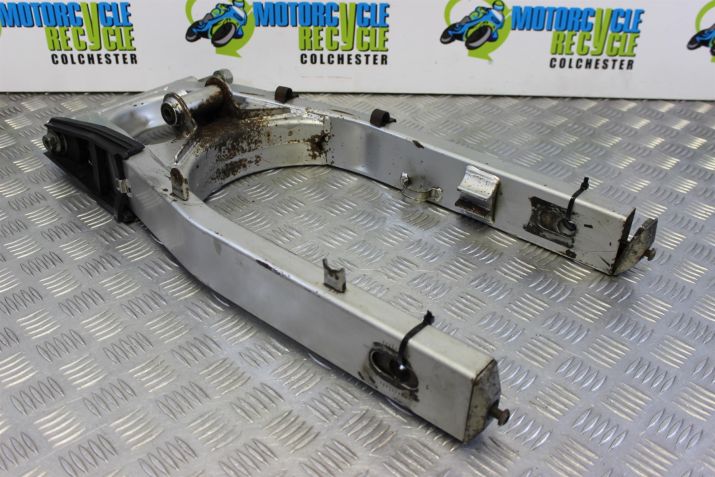 Suzuki GSF 650 Bandit Swingarm Rear Chain Adjusters 2005 2006 GSF650 B066