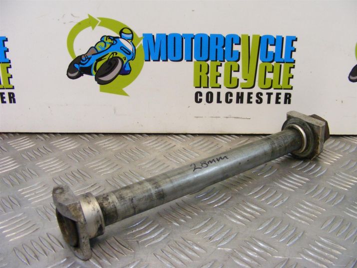 Suzuki GSXR 750 Wheel Spindle Rear 2000 to 2003 K1 K2 K3 GSXR750 B075