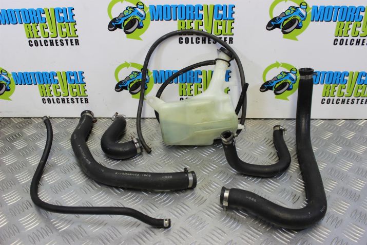 Honda CBR 900 RR Coolant Bottle Hoses Fireblade RRW 1998 1999 CBR900 B053