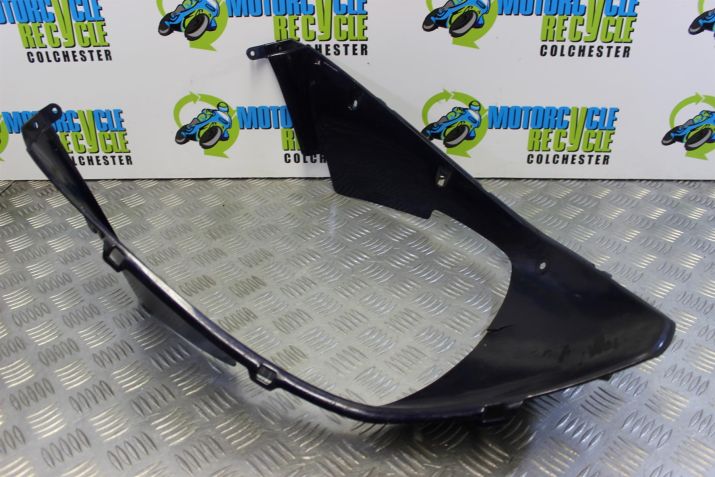 Honda VFR 750 F Panel Front Fairing V-Piece 1994 to 1997 VFR750 VFR750F B105