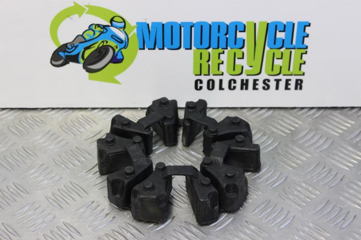 Triumph Thunderbird Sport 900 Cush Drive Rubber 1997 to 2004 B101