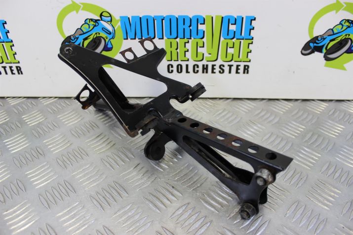 Honda CBR 900 RR Clocks Bracket Front Stay Fireblade RRW 1998 1999 CBR900 B053