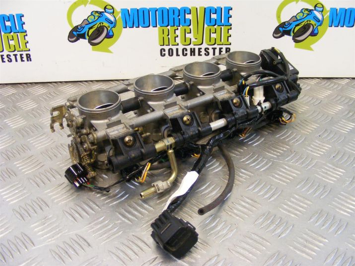 Suzuki GSXR 750 Throttle Bodies with Servo 2000 to 2003 K1 K2 K3 GSXR750 B075