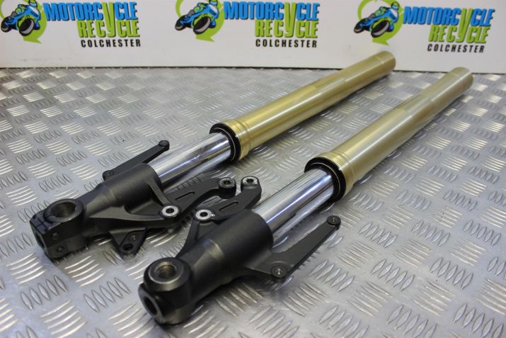Triumph Street Triple 675 Fork Legs Forks Straight 2013 to 2016 B049