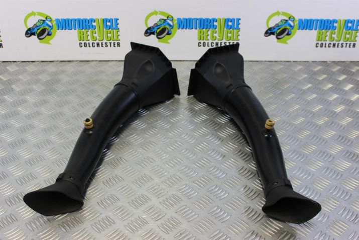 BMW K 1200 S Air Intake Ducts Front K1200S 2004 to 2008 B061