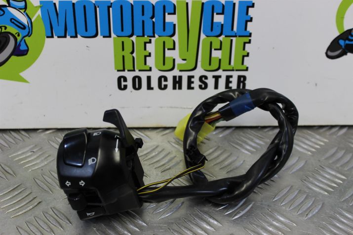 Suzuki GSF 1200 Bandit Switchgear Left 1997 to 2000 Mk1 GSF1200 B058