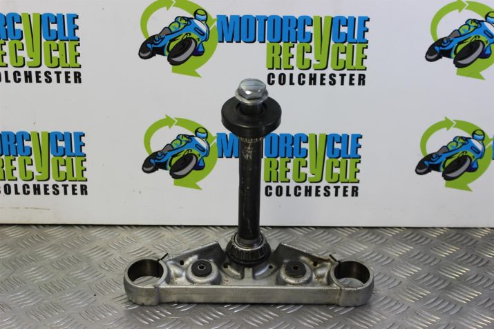 Kawasaki VN 1500 Vulcan Classic Bottom Yoke 1996 to 2001 B067