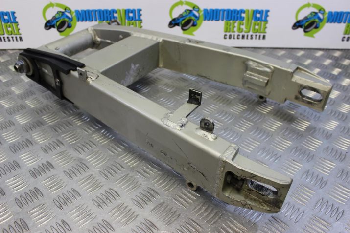Kawasaki ZX 9 R Swingarm Rear ZX9R Ninja 1998 1999 C1 C2 B103