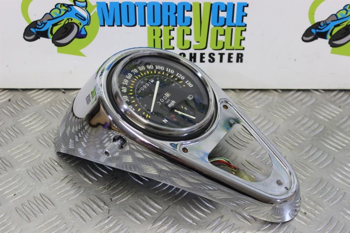 Kawasaki VN 1500 Vulcan Classic Clocks Dash Speedo 20k miles 1996 to 2001 B067