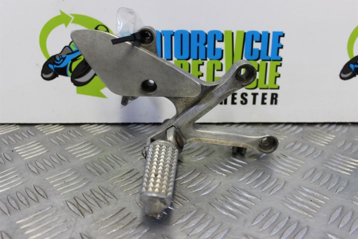 Honda VFR 750 F Footrest Hanger Front Right 1994 to 1997 VFR750 VFR750F B105