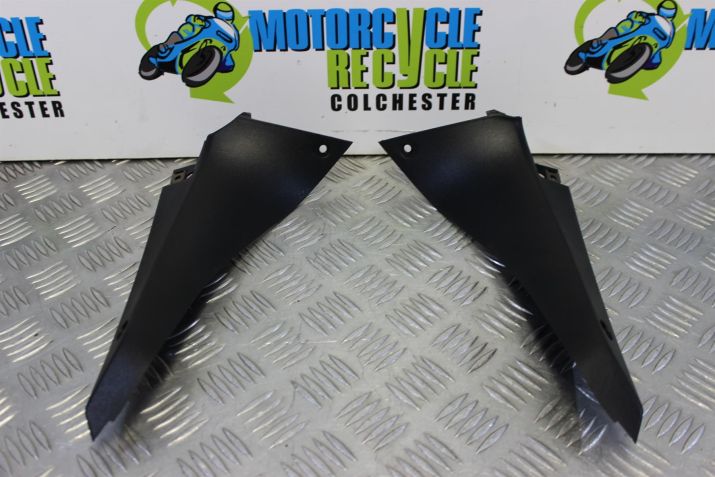 Suzuki RF 900 Panels Fairing Front Upper RF900R RF900 1994 to 1999 B060