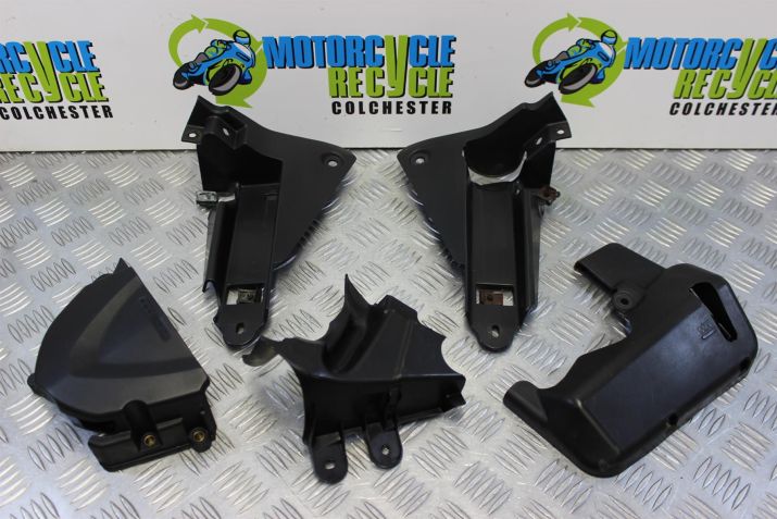 Triumph Street Triple 675 Plastic Various from Bike 2013 to 2016 B049