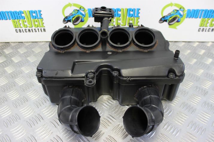 Honda CBR 900 RR Airbox Air Filter Housing Fireblade RRW 1998 1999 CBR900 B053