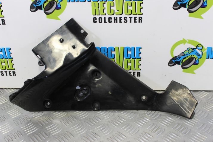 Honda CBR 900 RR Panel Right Inner Side Fireblade RRW 1998 1999 CBR900 B053