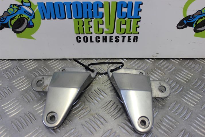 Yamaha XJR 1300 Headlight Mounts Brackets 1999 to 2003 XJR1300 B048
