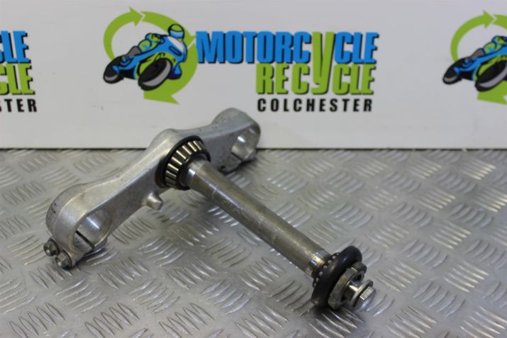 Suzuki RF 900 Yoke Bottom 43mm RF900R RF900 1994 to 1999 B060