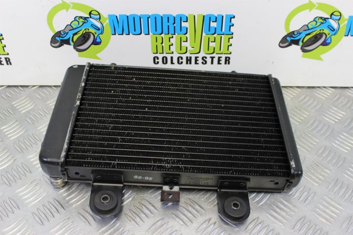 Triumph Legend TT Radiator 1998 to 2001 900 B052