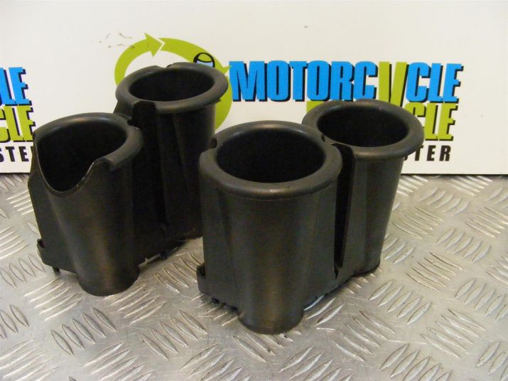 Honda CBR 900 RR Fireblade Airbox Velocity Stacks CBR900 929 2000 2001 B084