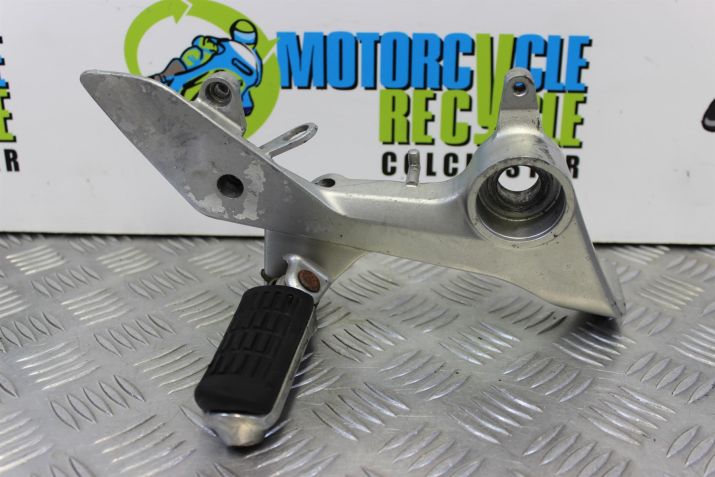 Honda VFR 800 Footrest Hanger Right Front 1998 to 2001 VFR800 VFR800F B050