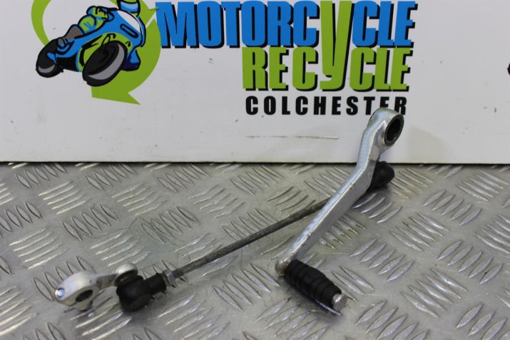 Suzuki RF 900 Gear Lever Pedal RF900R RF900 1994 to 1999 B060