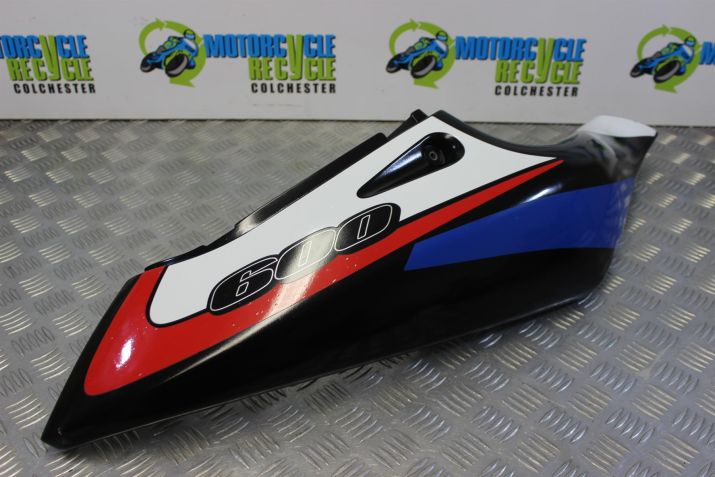 Suzuki GSXR 600 SRAD Panel Tail Right Genuine 1997 to 2000 GSXR600 GSX-R B064