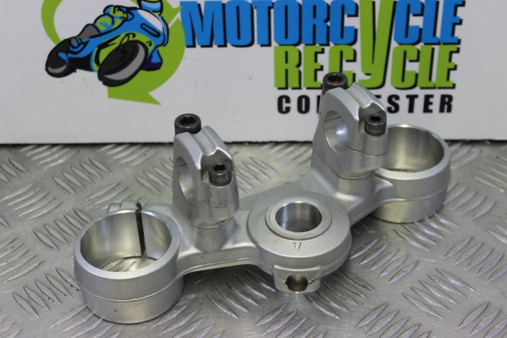 Triumph Tiger 800 Yoke Top with Handlebar Clamps 2010 to 2014 B174