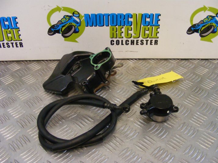 Honda VFR 800 Clutch Slave Cylinder Cover Hose 1998 to 2001 VFR800 VFR800F B077