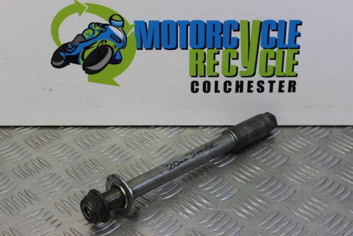 Suzuki RF 900 Wheel Spindle Front RF900R RF900 1994 to 1999 B060