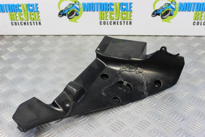 Honda CBR 900 RR Panel Left Inner Side Fireblade RRW 1998 1999 CBR900 B053