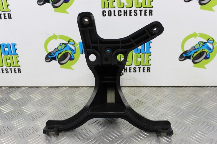 Suzuki GSXR 600 SRAD Stay Front Clocks Bracket 1997 to 2000 GSXR600 B064