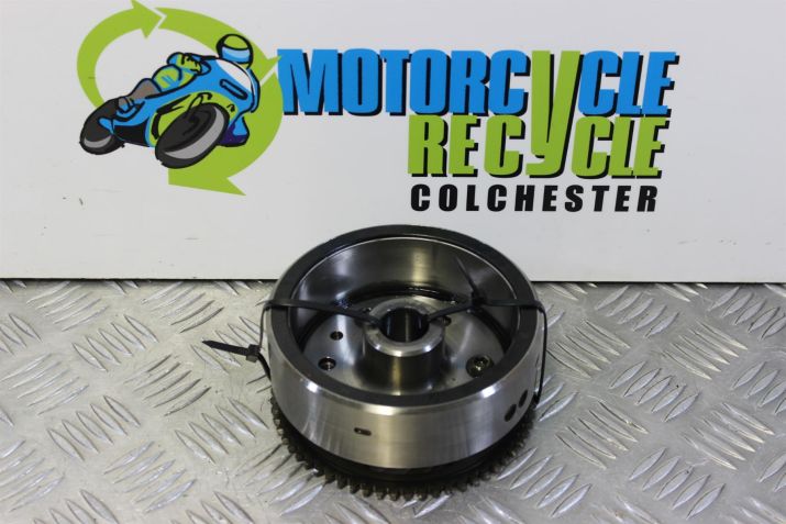 Yamaha R6 Flywheel with Starter Clutch 5EB YZF-R6 1999 to 2002 B069