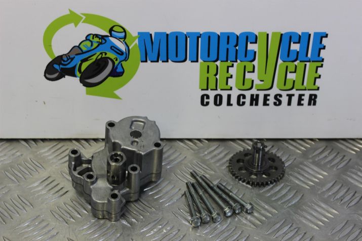 Kawasaki VN 1500 Vulcan Classic Oil Pump 1996 to 2001 B067