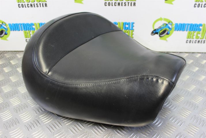 Kawasaki VN 1500 Vulcan Classic Seat Front Riders 1996 to 2001 B067