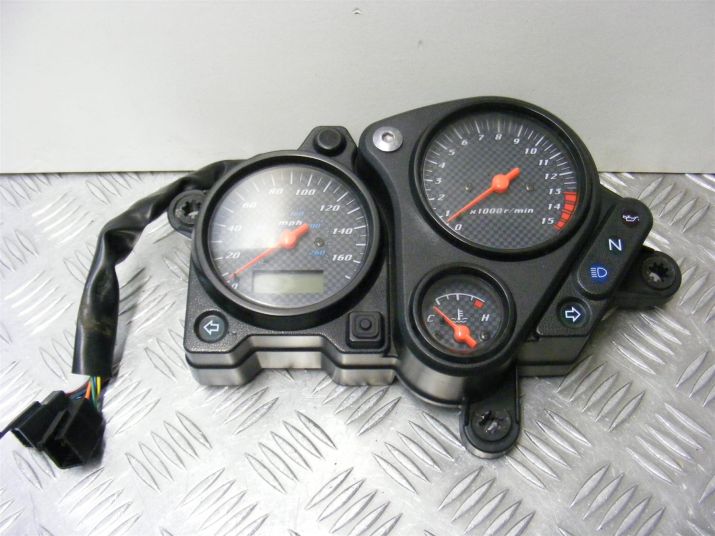 Honda CB 600 S Hornet Clocks Dash Speedo 39k miles 2000 2001 2002 CB600 F2 A744