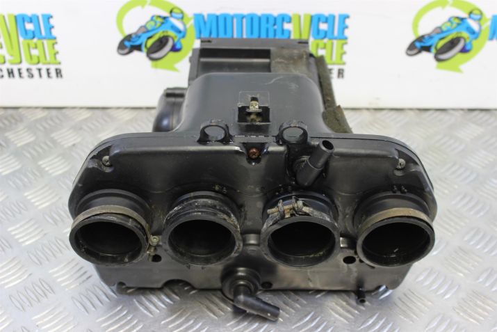 Yamaha XJR 1300 Airbox Air Filter Housing 1999 to 2003 XJR1300 B048