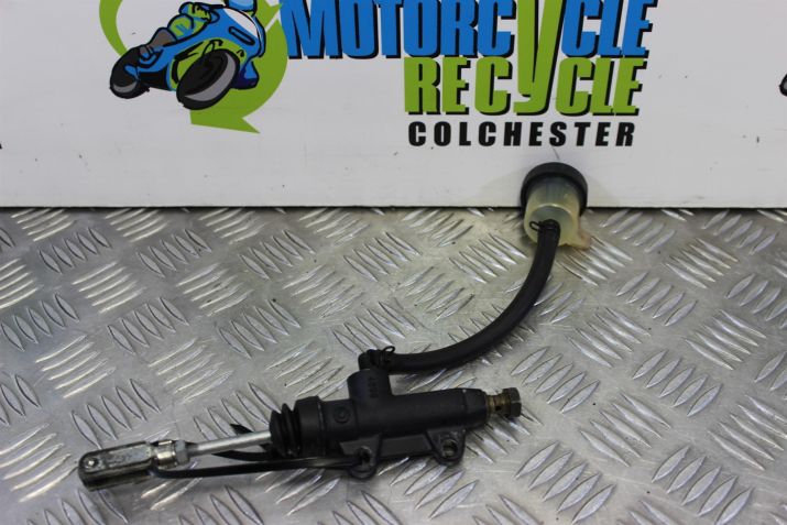 Aprilia RSV 1000 Mille Brake Master Cylinder Rear 2001 2002 RSV1000 B047