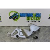 Suzuki RF 900 Footrest Hanger Right Front Riders RF900R RF900 1994 to 1999 B060