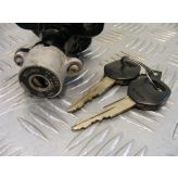 Suzuki GSXR 750 Lock Set Keys 26k miles 2000 to 2003 K1 K2 K3 GSXR750 B075