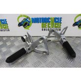 Suzuki GSX 600 F Footrest Hangers Rear Pillion GSXF 2001 to 2006 GSX600F B071