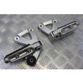 Suzuki GSX 600 F Footrest Hangers Rear Pillion GSXF 2001 to 2006 GSX600F B071