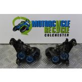 Yamaha R6 Brake Calipers Front Blue Spot 5EB YZF-R6 1999 to 2002 B069