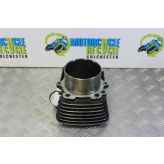 Kawasaki VN 1500 Vulcan Classic Piston and Barrel Front Engine 1996 to 2001 B067