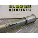 Suzuki GSXR 750 Wheel Spindle Front 2000 to 2003 K1 K2 K3 GSXR750 B075